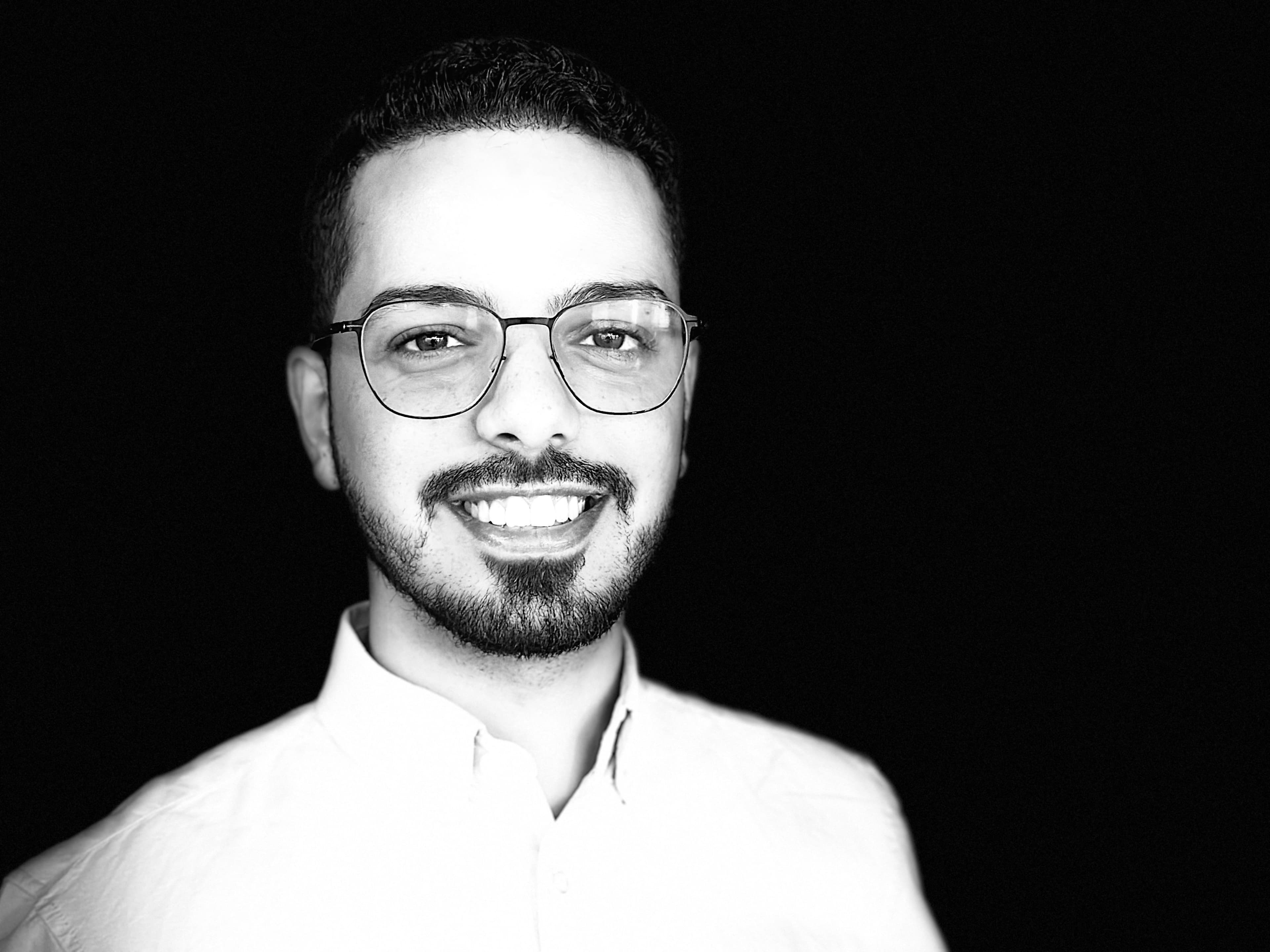 employee image